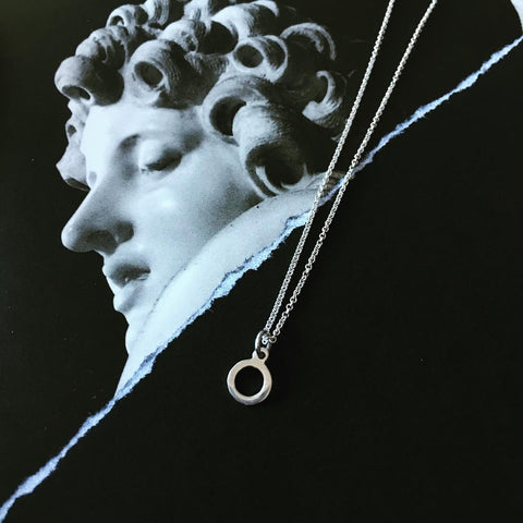Collar Circulum en plata.